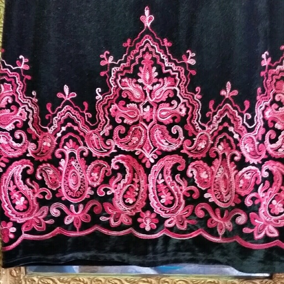 Ronni Nicole Dress - Picture 4 of 5